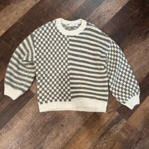 Woman’s Crewneck Sweater - Green and Cream Checkered